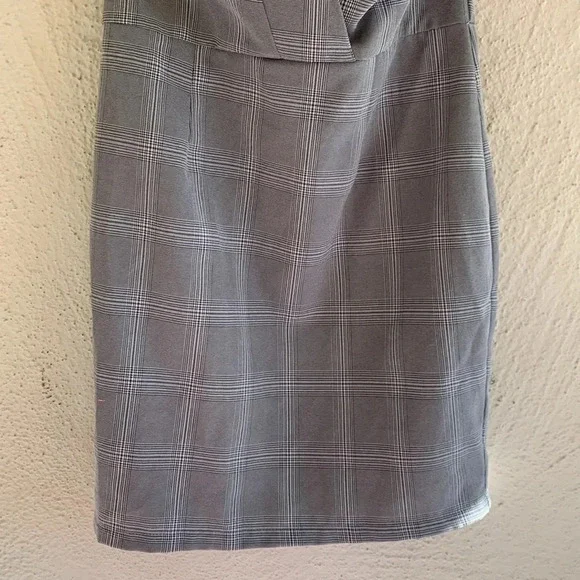 By the Way Kimmie Zipper Back Plaid Dress in Plaid Size Small - Picture 4 of 9